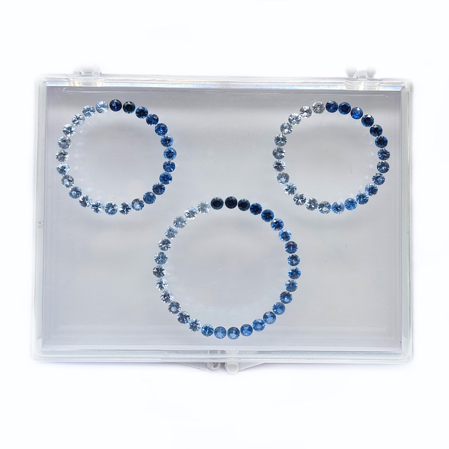 Natural Blue Sapphire (Madagascar) (Heated) 4mm Round Faceted Set