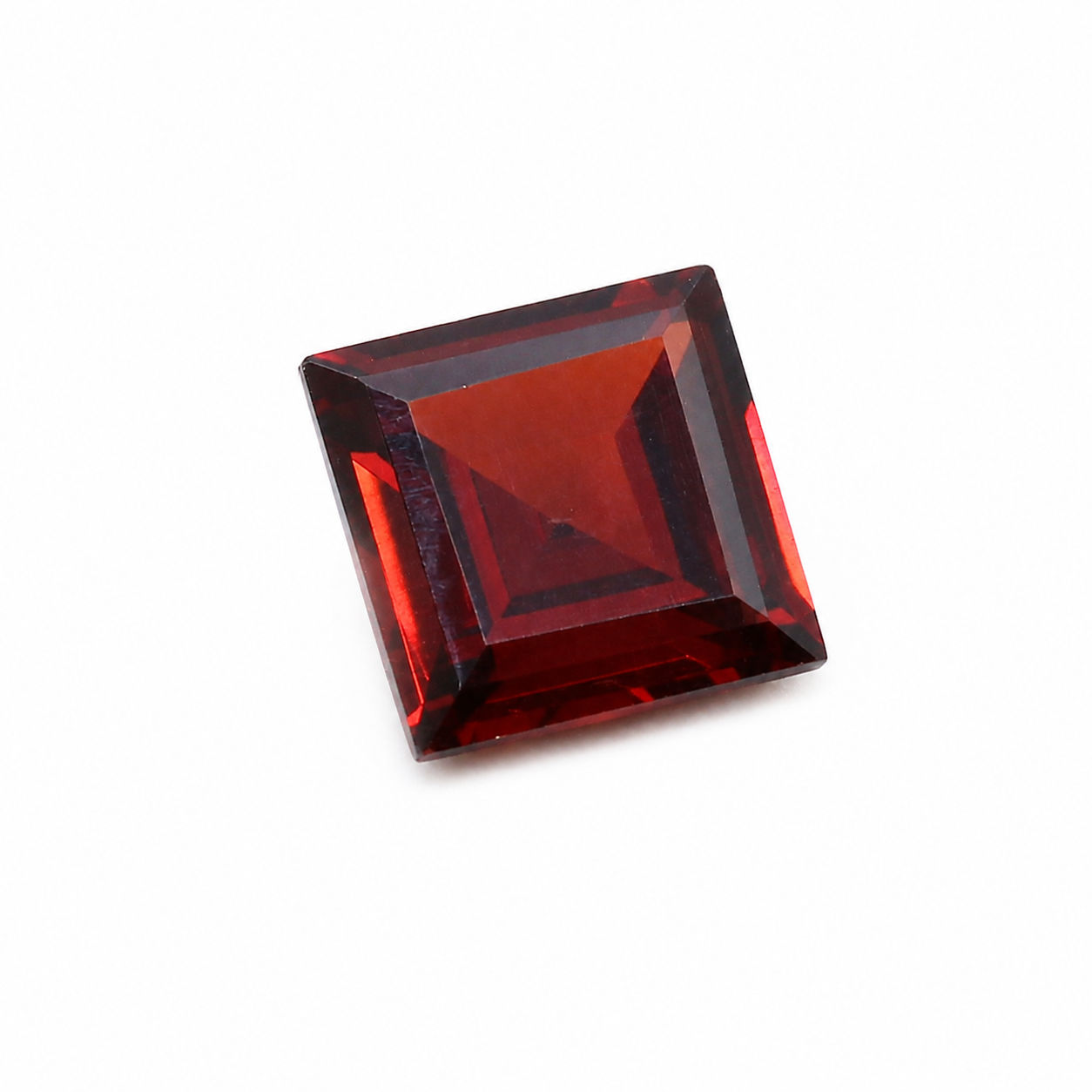 Cubic Zirconia (Garnet Color) Square Faceted