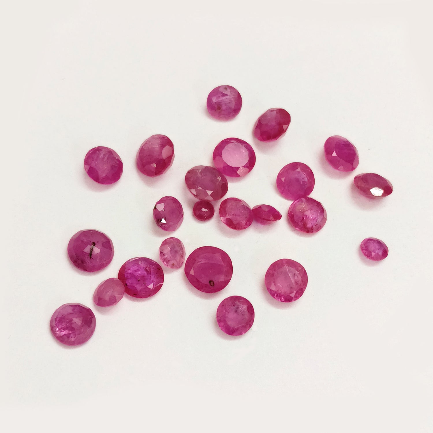 Natural Ruby (Mozambique) (Heated) 3mm to 6mm Round Faceted