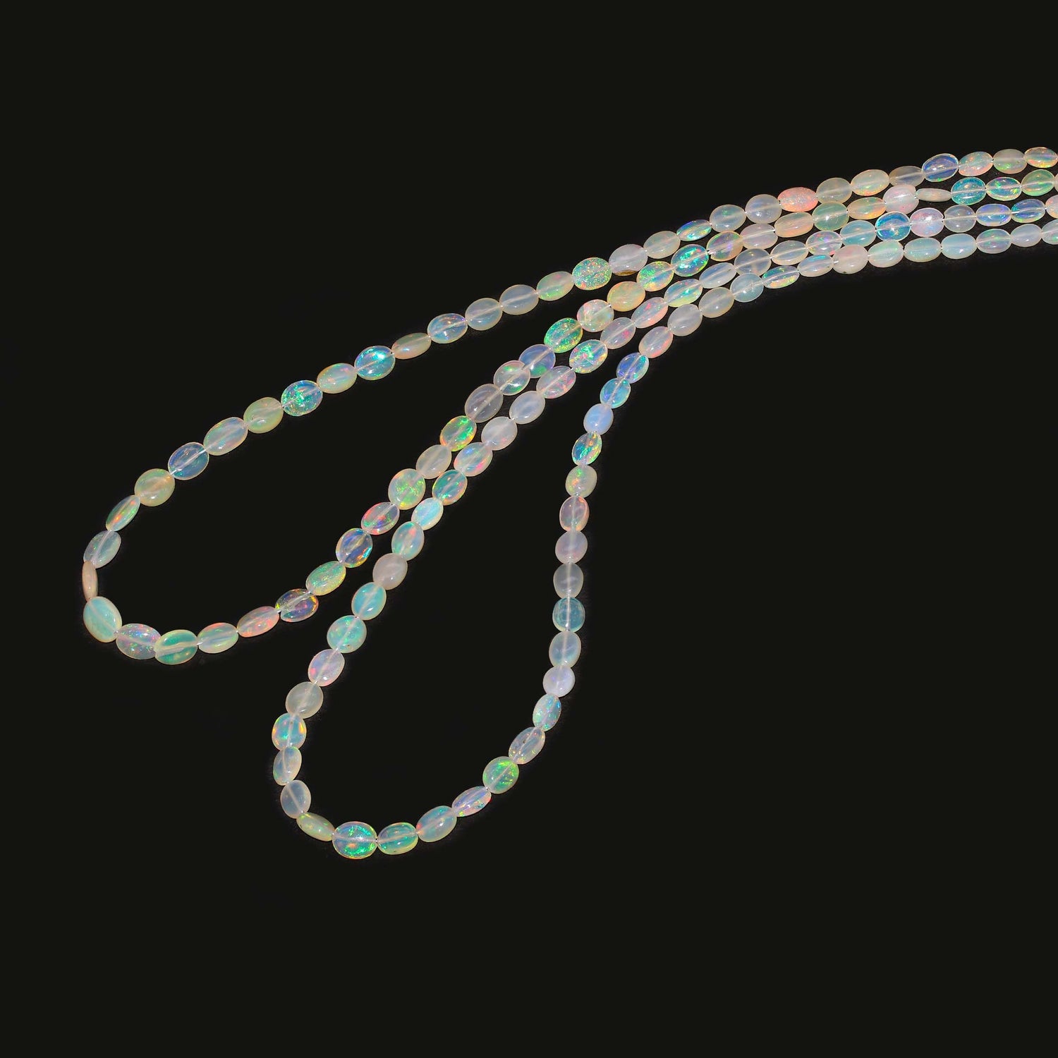 Ethiopian Opal 4x3mm To 8x6mm Oval Smooth Beads (15 Inch)