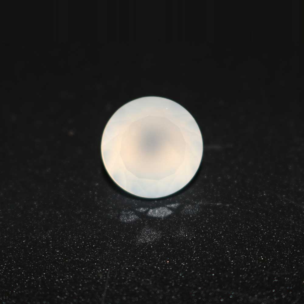 White Onyx Round Faceted