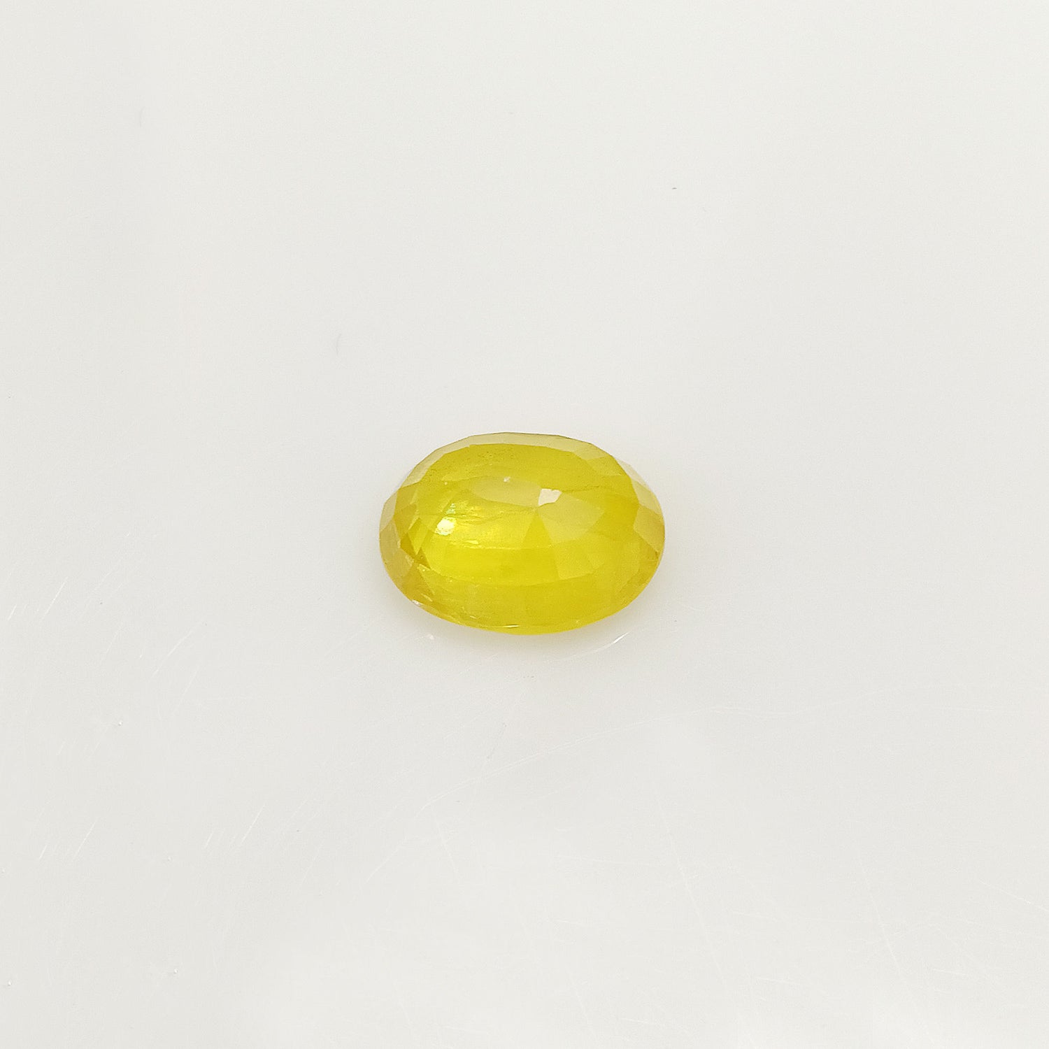 Natural Yellow Sapphire (Nigeria) (Heated) Oval Faceted (4.84 Cts. / 5.25 Ratti)