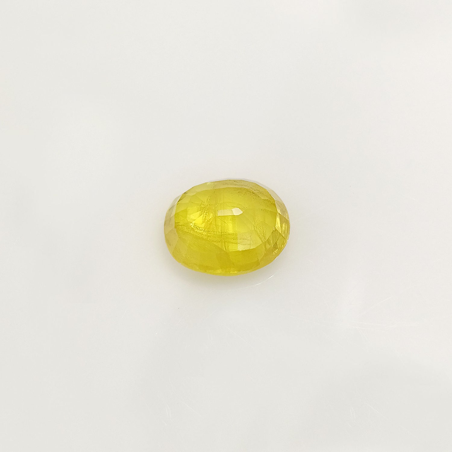Natural Yellow Sapphire (Nigeria) (Heated) Oval Faceted (5.38 Cts. / 6 Ratti)