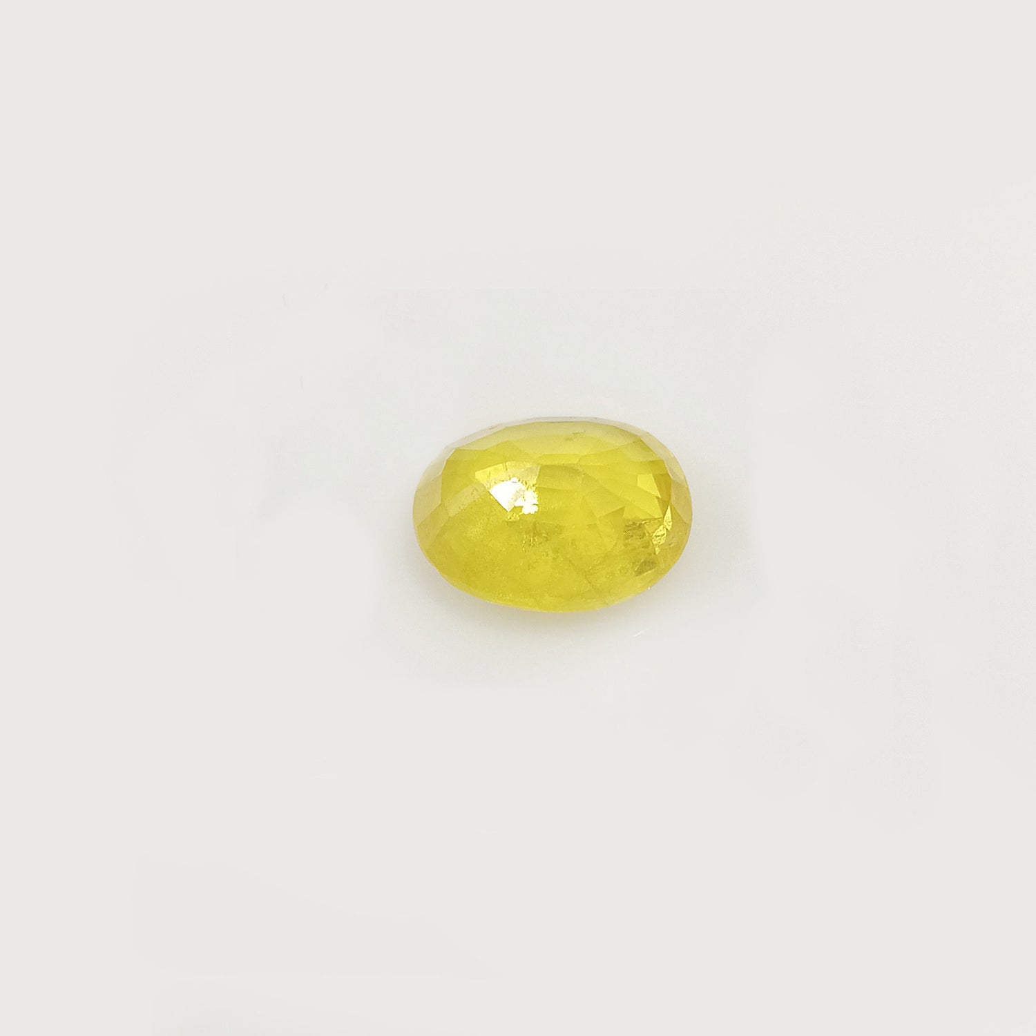 Natural Yellow Sapphire (Nigeria) (Heated) Oval Faceted (5.58 Cts. / 6 Ratti)
