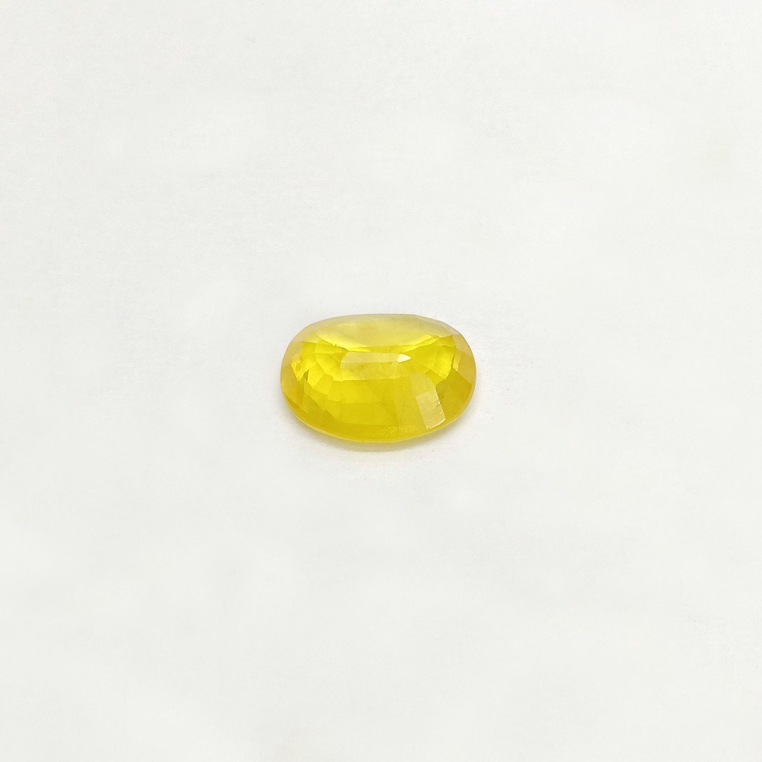 Natural Yellow Sapphire (Nigeria) (Heated) Oval Faceted (6.28 Cts. / 6.75 Ratti)