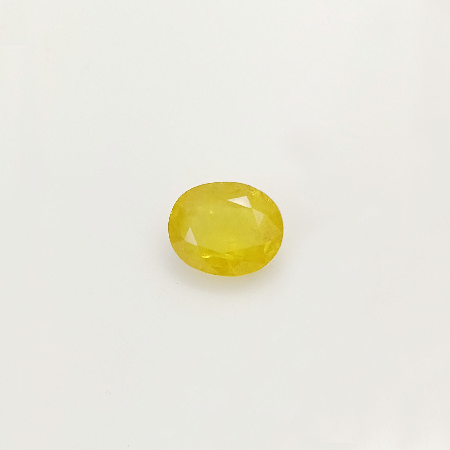 Natural Yellow Sapphire (Nigeria) (Heated) Oval Faceted (6.48 Cts. / 7 Ratti)