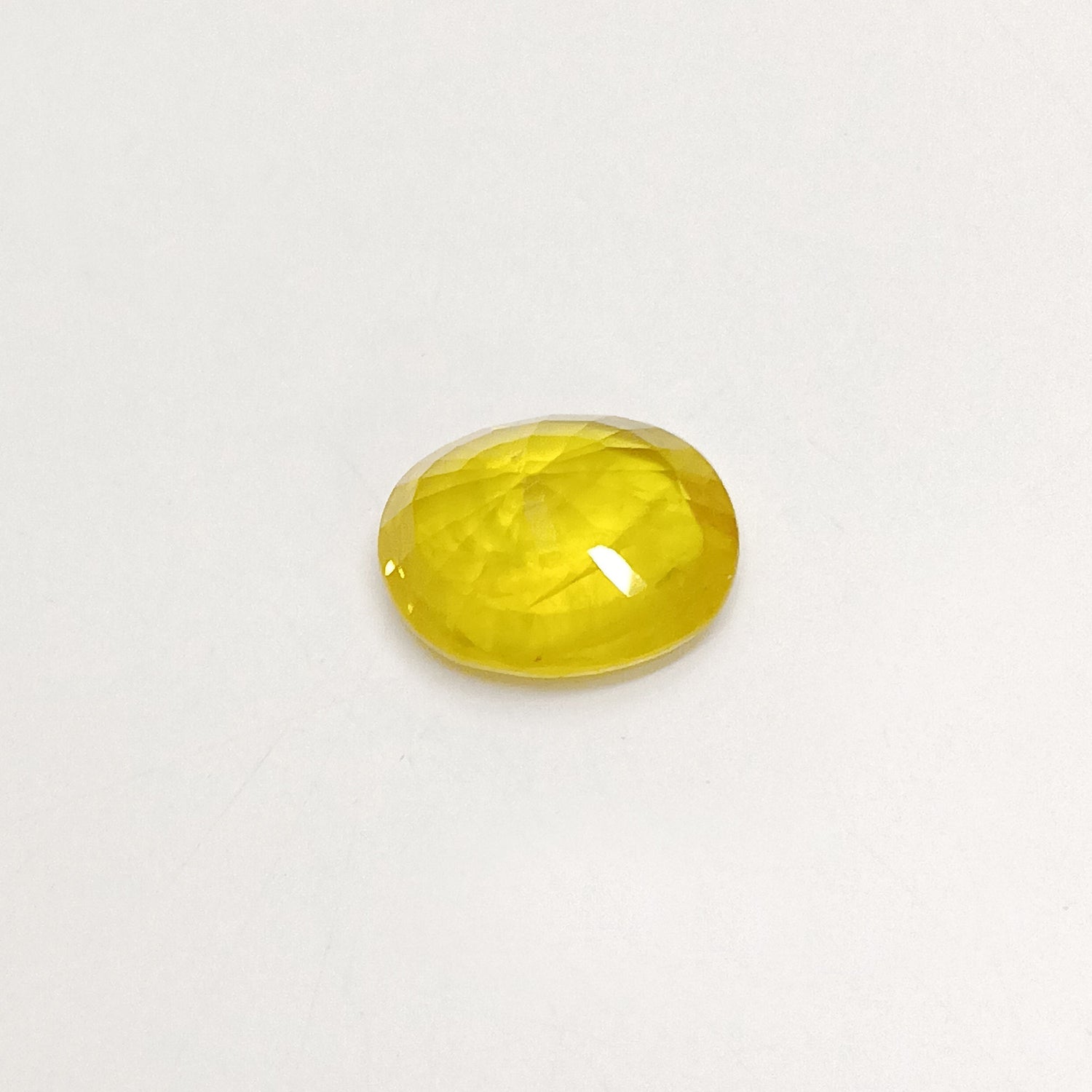 Natural Yellow Sapphire (Nigeria) (Heated) Oval Faceted (8.25 Cts. / 9 Ratti)